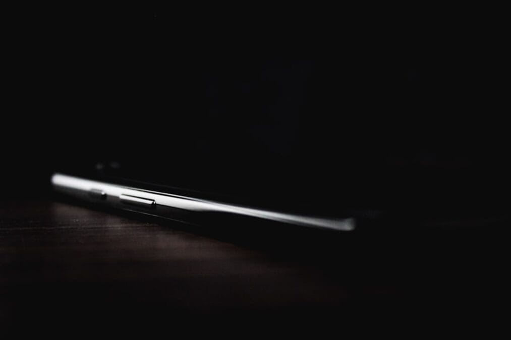 Poco X8 Pro Iron Man Edition: filtran renders y especificaciones 1 Poco X8 Pro Iron Man Edition: filtran renders y especificaciones