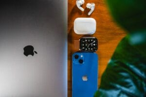 Apple apuesta fuerte por IA: Siri se reinventa para competir con ChatGPT