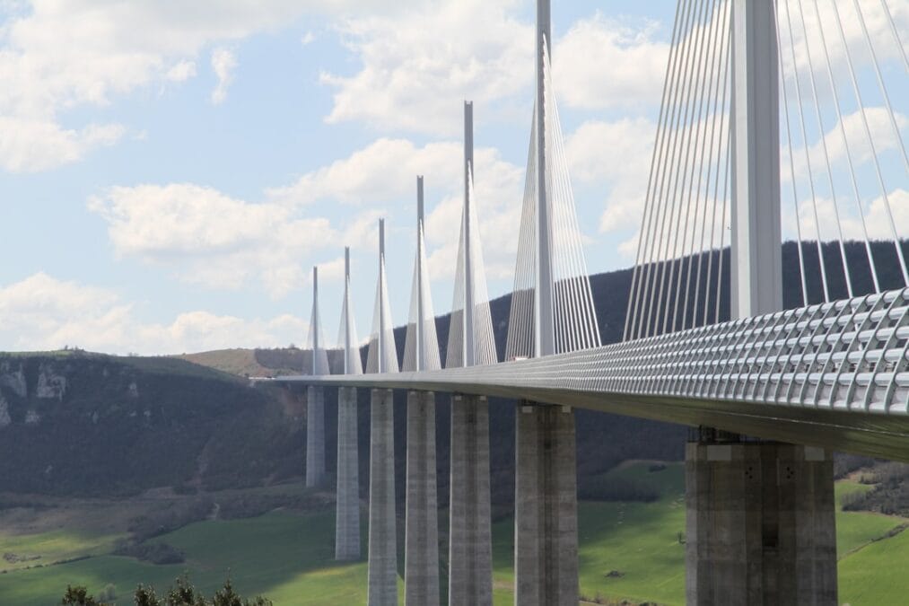 Infraestructura de IA: Los negocios billonarios que transforman la tecnología 1 Infraestructura de IA: Los negocios billonarios que transforman la tecnología