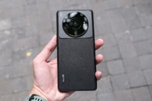 Honor Robot Phone: el móvil con brazo robótico que graba videos solo