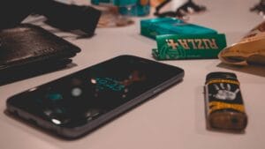 Herramientas de hackeo iPhone: contratista militar estadounidense bajo sospecha