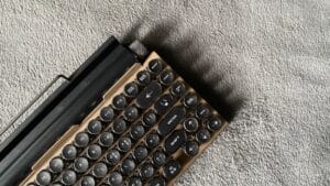 ChatGPT cambió su estrategia: ahora te susurra secretos