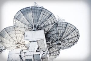 Satélites: la batalla invisible entre EE.UU. y China por controlar la información