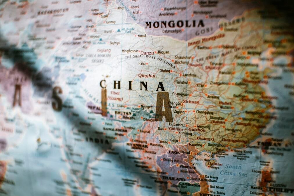 China podría dominar la litografía avanzada antes de 2030, según Jensen Huang