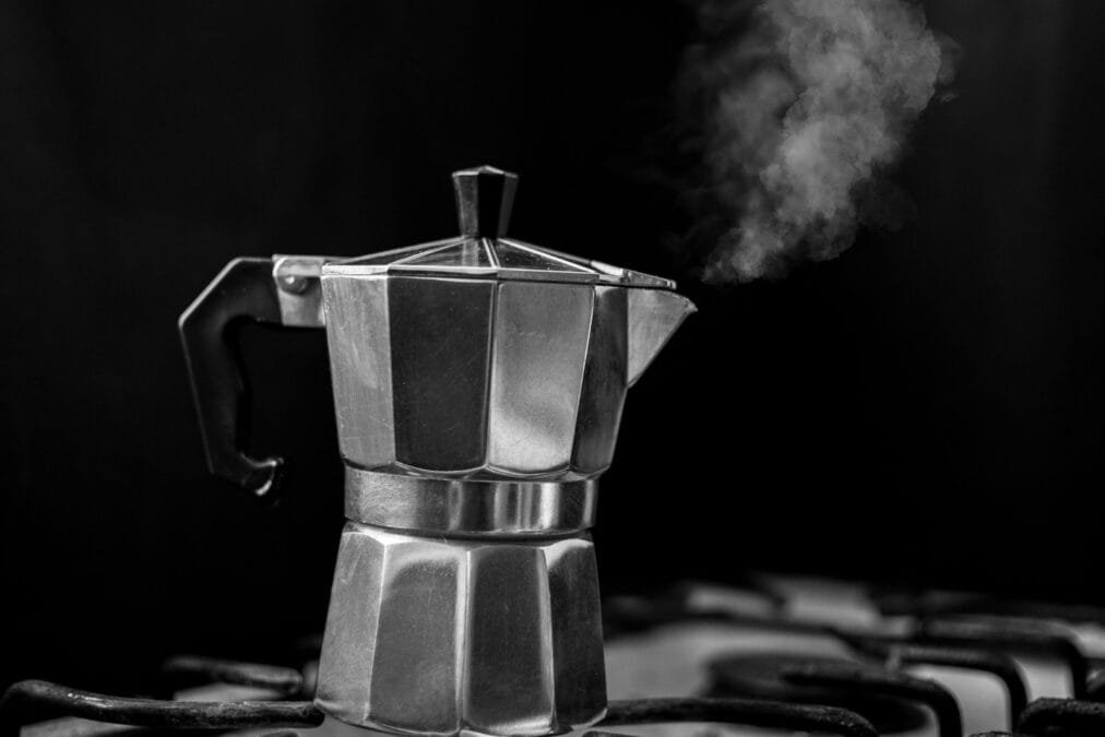 Lidl vende una cafetera espresso de 19 bares por 99 euros