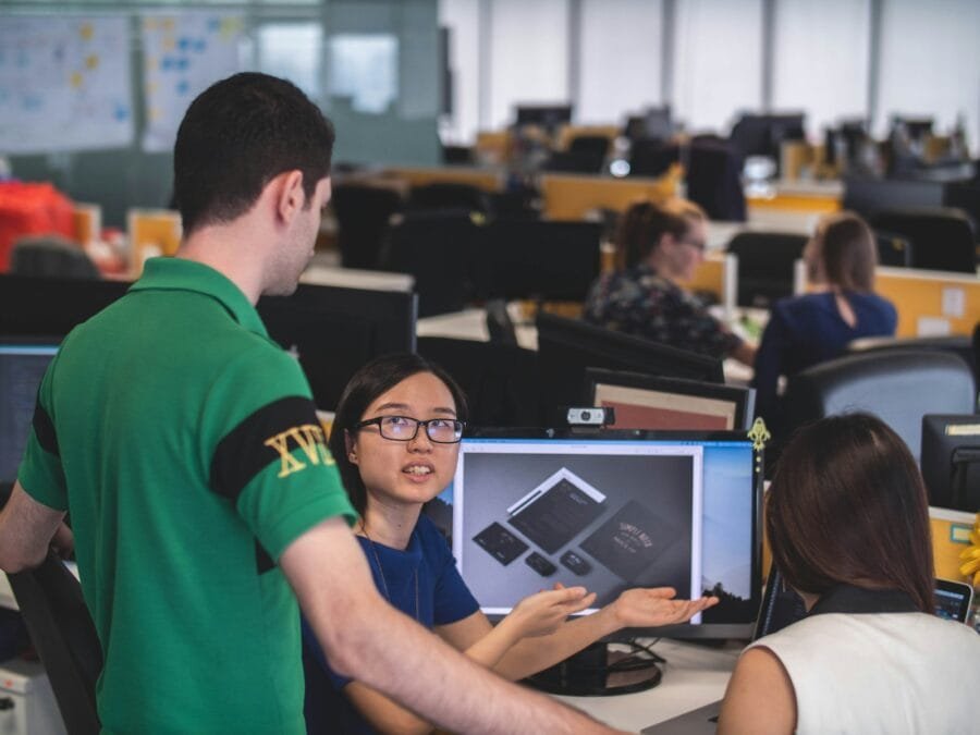 El tech colombiano apunta al alza: 65% de empresas contratará en Q4