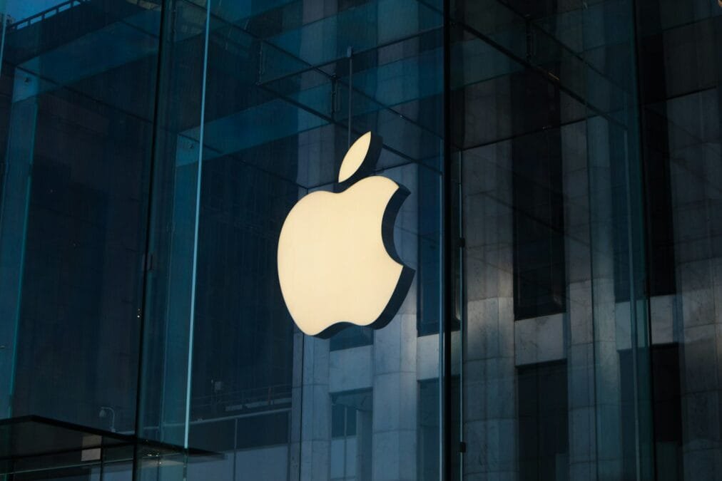 Apple condenada a pagar $5.7 mil millones por violar patentes de tecnología háptica