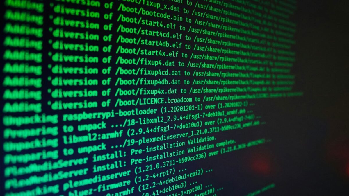 Descargaban una película y recibían malware: el fraude que crece en Colombia